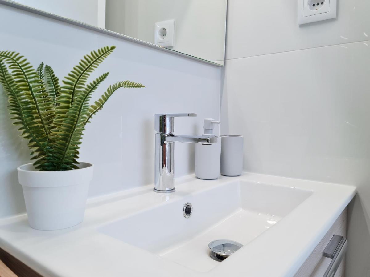 Casinha De Ferragudo - Terraco Privado, Ac, Wifi, Centro 250Mヴィラ エクステリア 写真